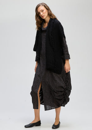 LD&CO Knitwear in Shrug With Pin in Black