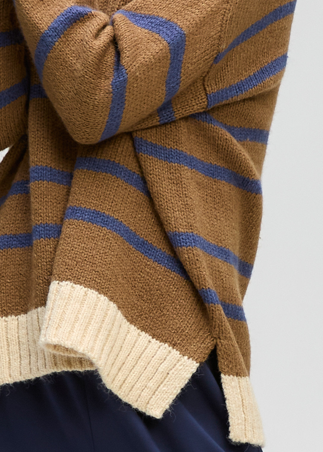 LD&CO Knitwear Cozy Stripe V Neck Sweater in Birch
