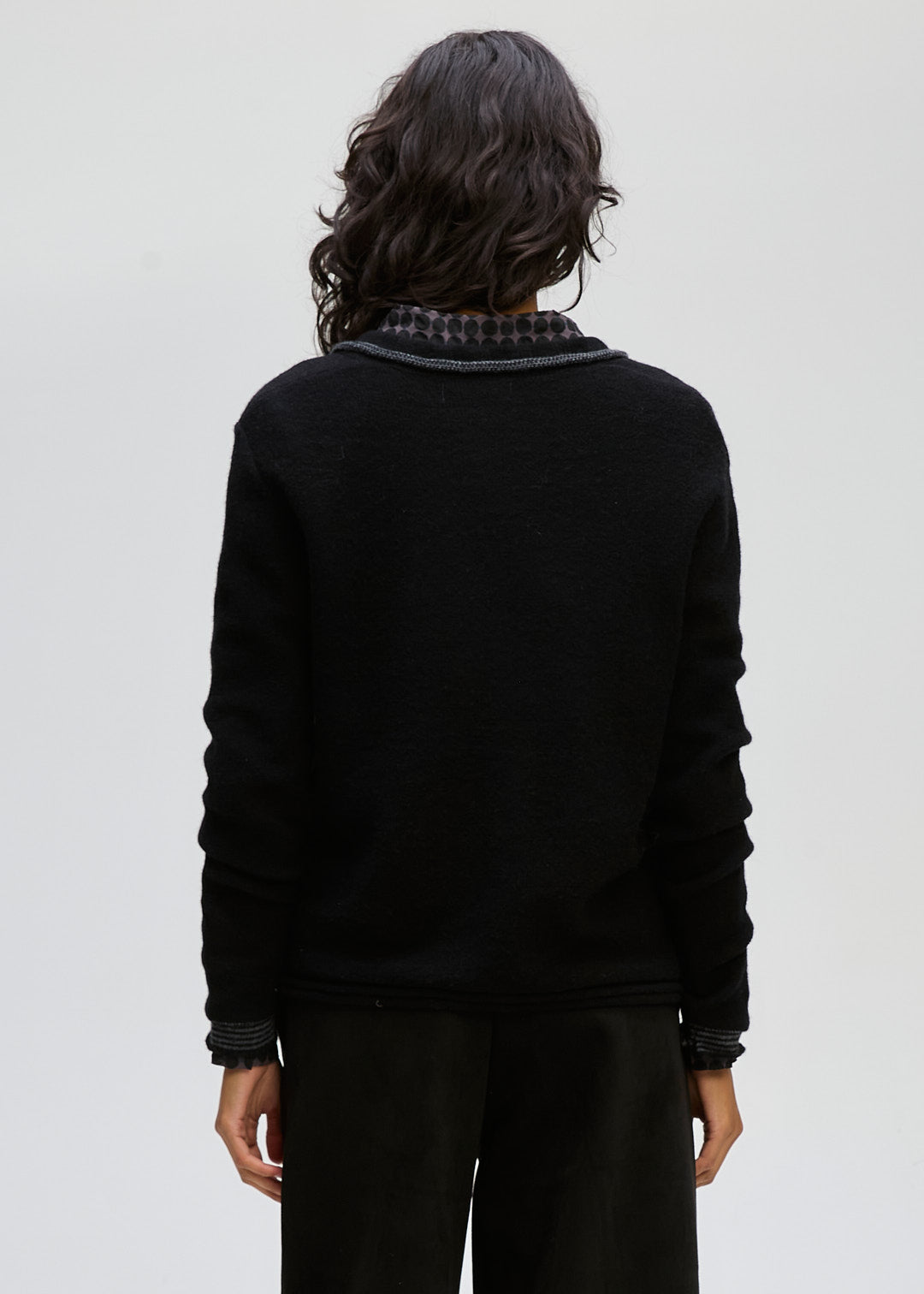 LD&CO Knitwear Collared Cardi in Black