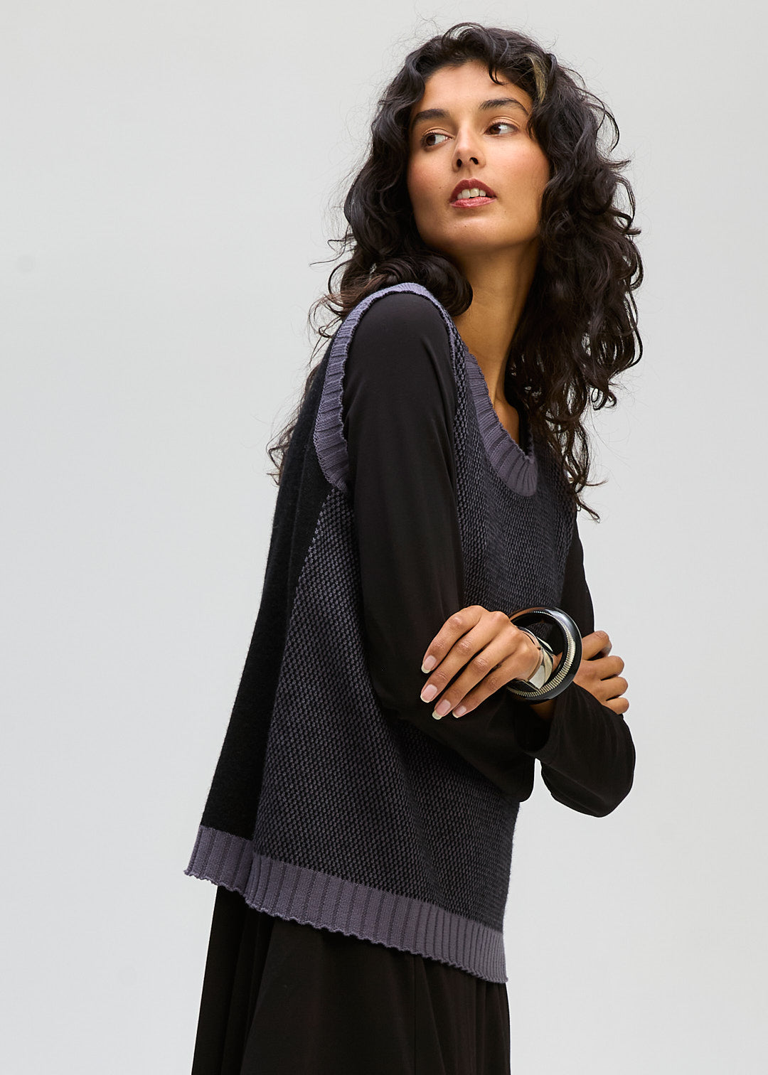 LD&CO Knitwear Pattern Vest in Black