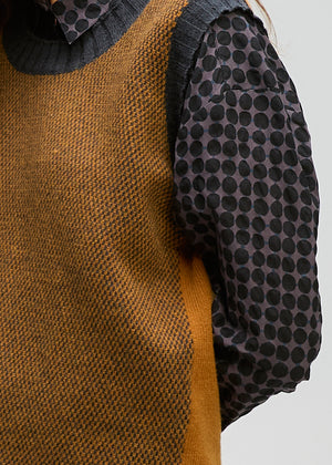 LD&CO Knitwear Pattern Vest in Toffee