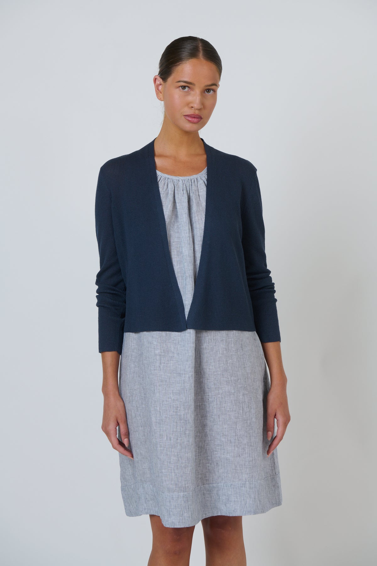 Naturals by O & J Ribbed Knit Cardigan in Gunsmoke