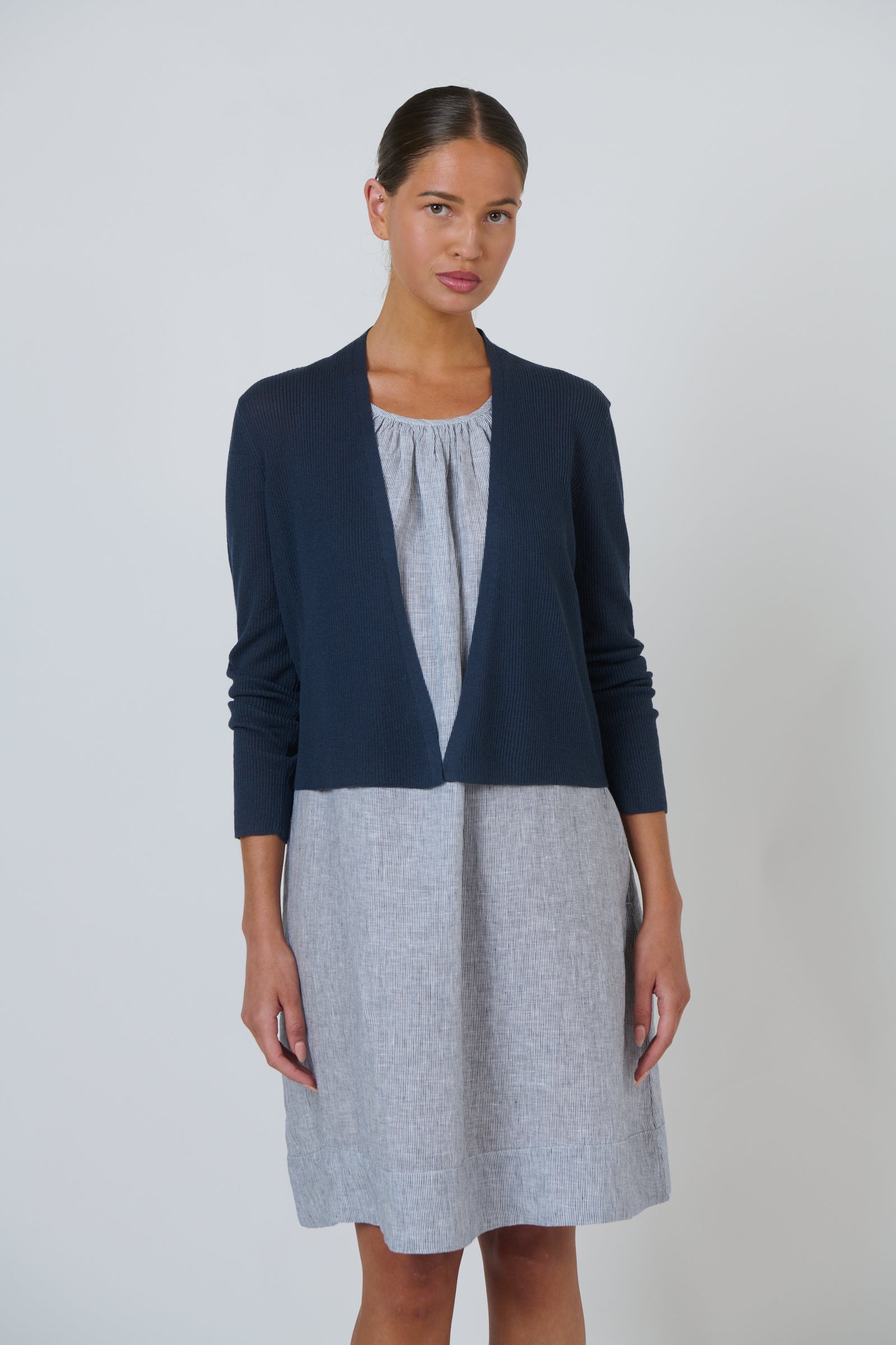Naturals by O & J Ribbed Knit Cardigan in Gunsmoke