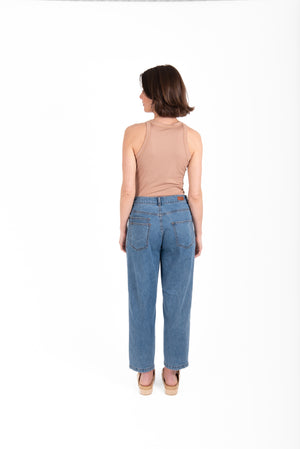 New London Durham Patch Pocket Barrel Jean in Light Wash