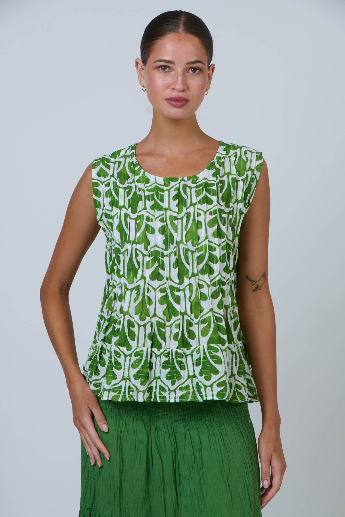 Namastai Breeze Shell Tank in Oak Meadow