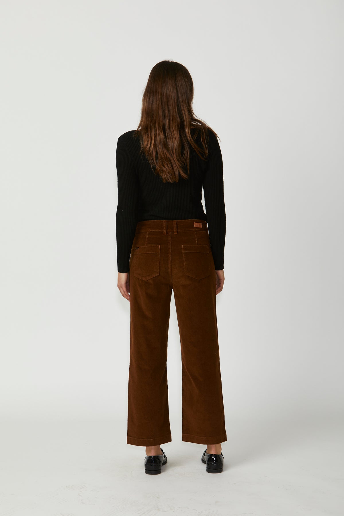 New London Jeans Penrith Loose Leg Ankle Grazer Cord Jean in Spice