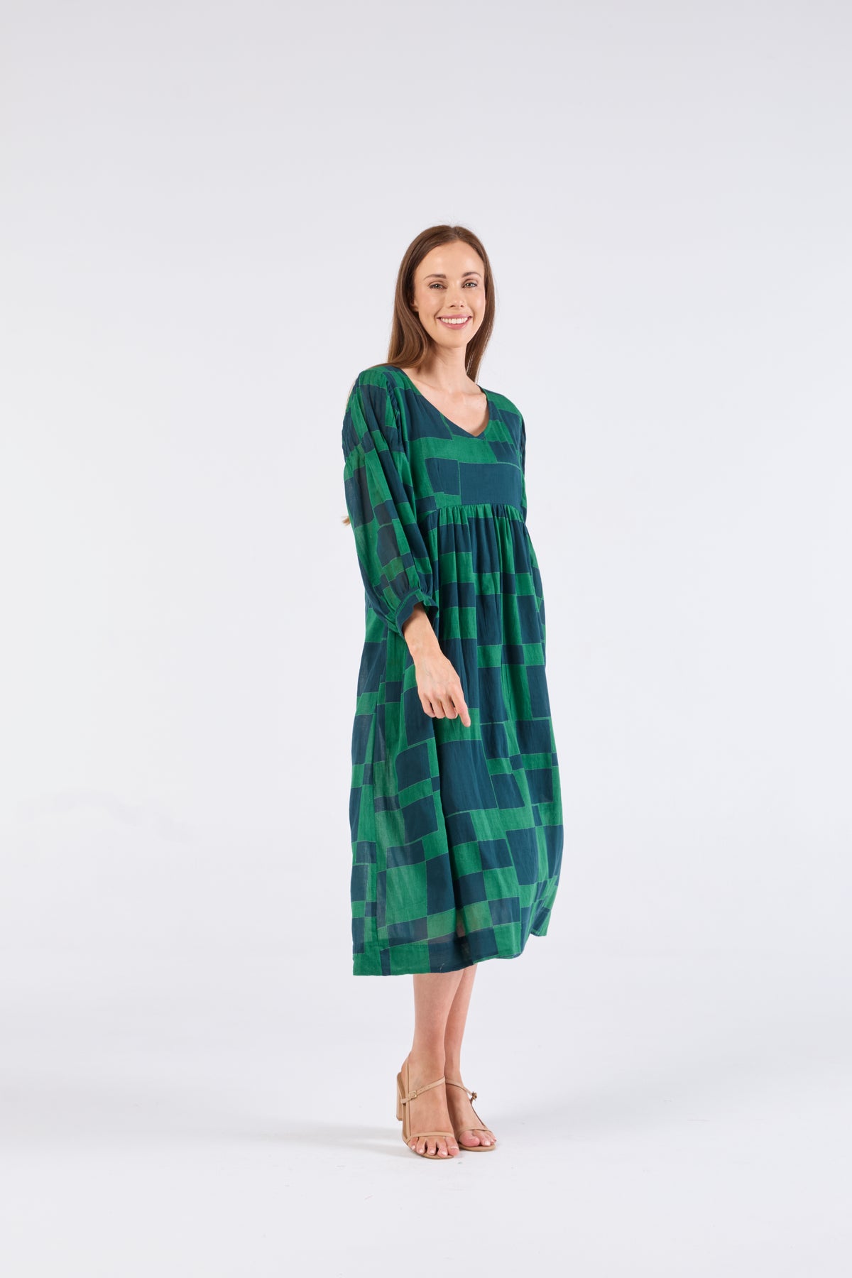 Au Hasard D'un Voyage 3/4 Sleeve Dress in Irregular Squares