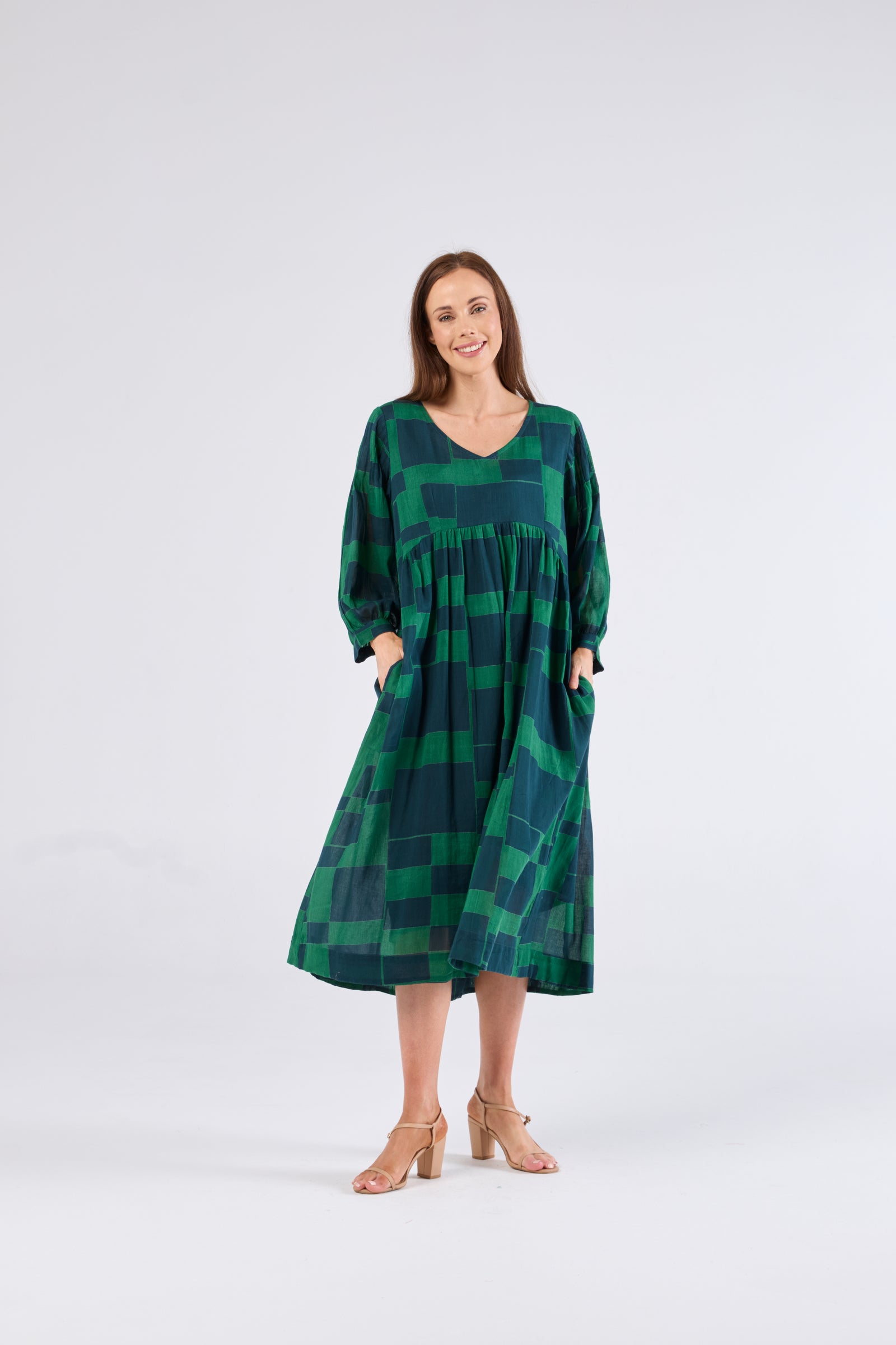 Au Hasard D'un Voyage 3/4 Sleeve Dress in Irregular Squares