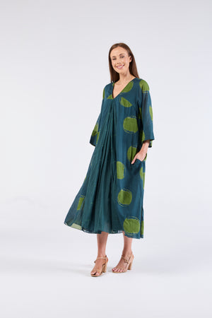 Au Hasard D'un Voyage 3/4 Sleeve Dress in Spliced Spots and Dots