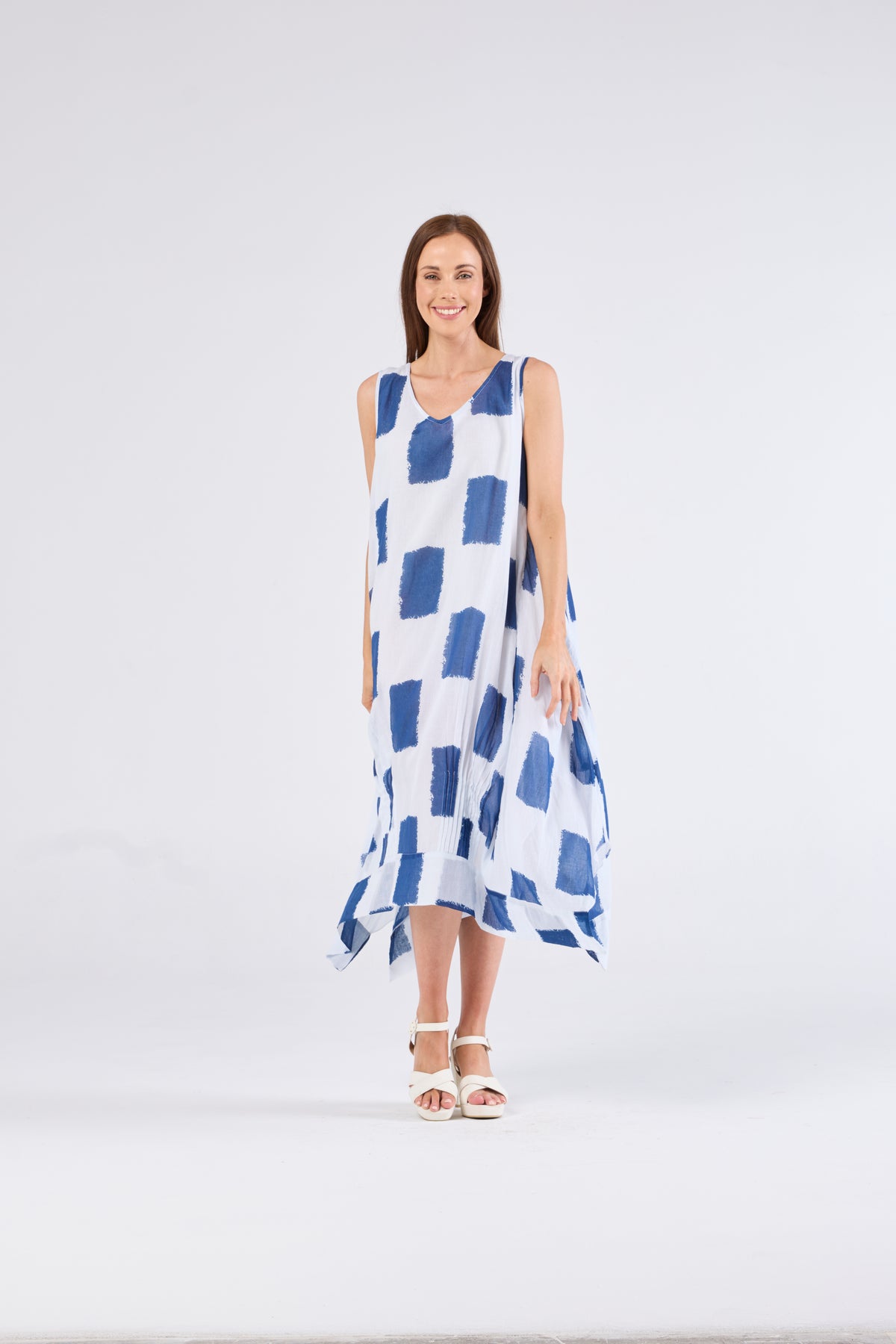 Au Hasard D'un Voyage Sleeveless V neck Dress in Blue Block Art