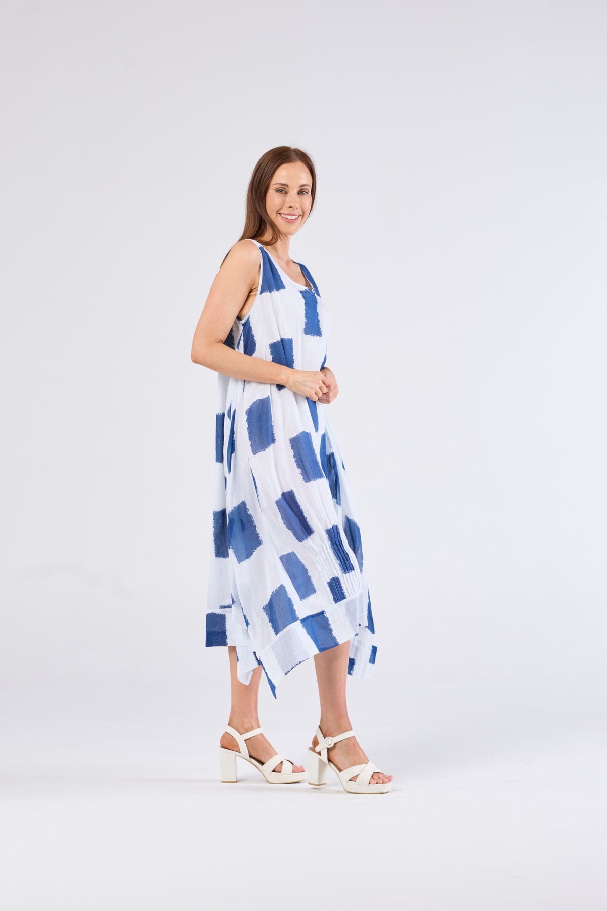 Au Hasard D'un Voyage Sleeveless V neck Dress in Blue Block Art