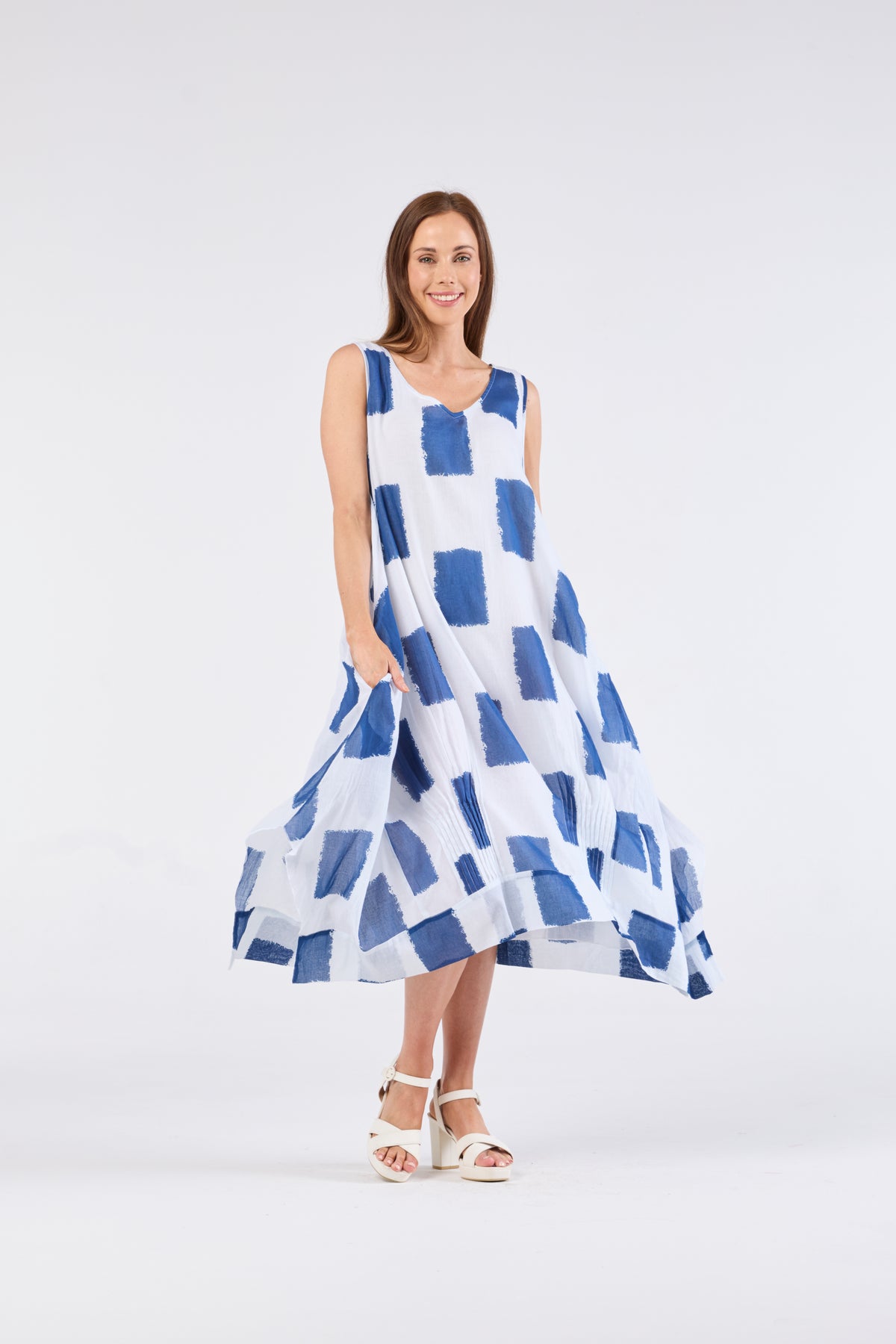 Au Hasard D'un Voyage Sleeveless V neck Dress in Blue Block Art