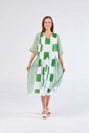 Au Hasard D'un Voyage Short Sleeve Dress in Green Block Art