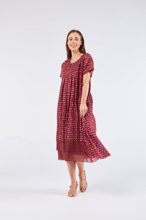 Au Hasard D'un Voyage Short Sleeve Dress in Cosmos Dot