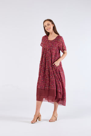 Au Hasard D'un Voyage Short Sleeve Dress in Cosmos Dot