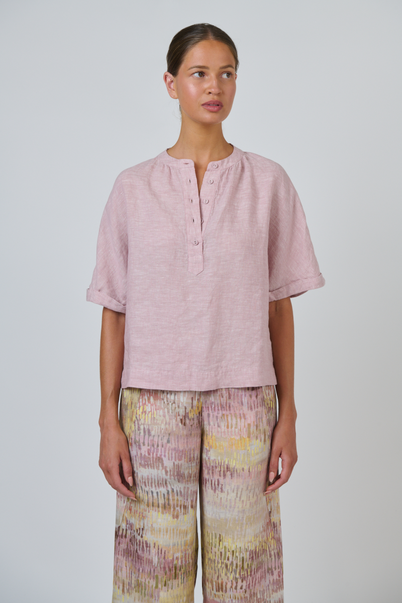 Naturals by O & J Classic Linen Top in Radish