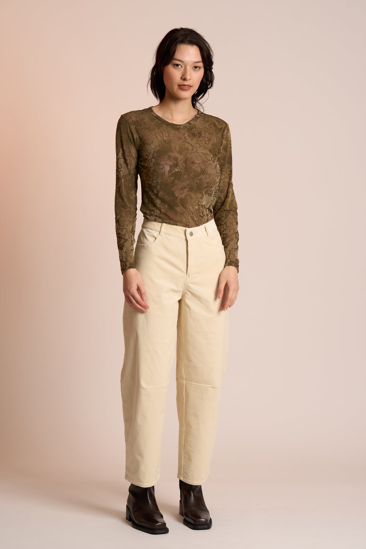 Neris Finn Top in Caper