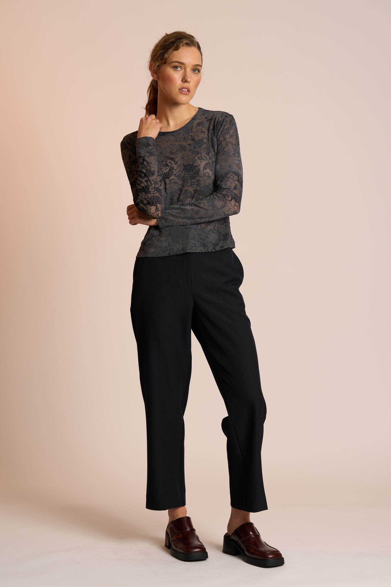 Neris Finn Top in Slate