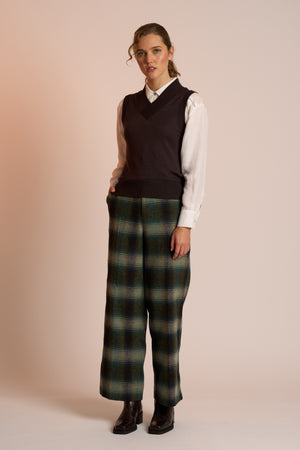 Neris Crop Vest in Bitter Sweet