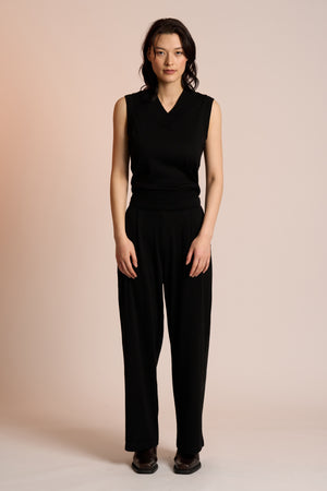 Neris Crop Vest in Black