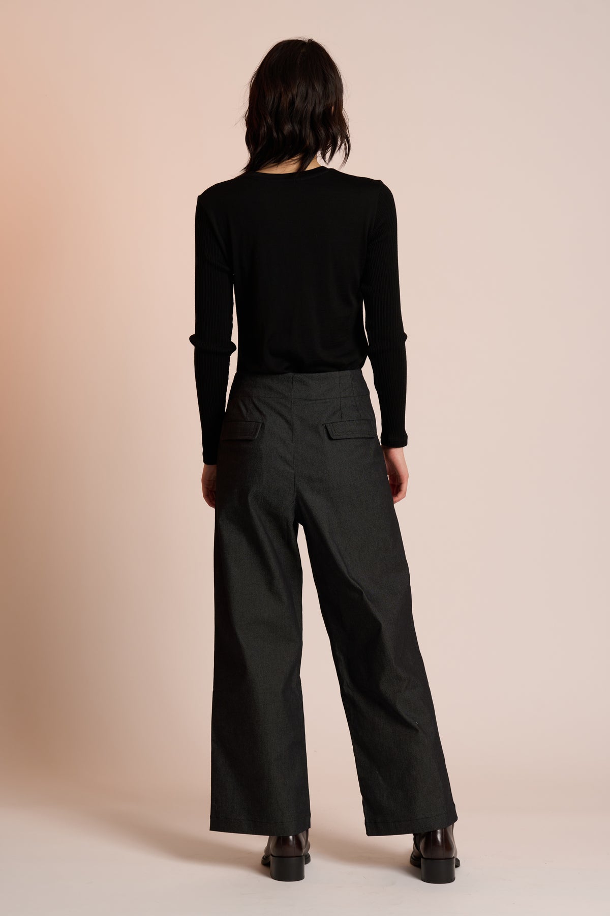 Neris Lennox Pant in Granite