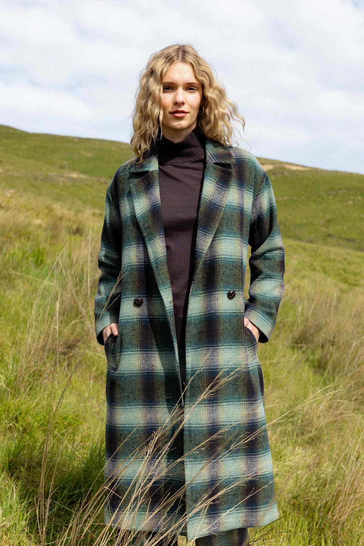 Neris Saxon Coat in River Check