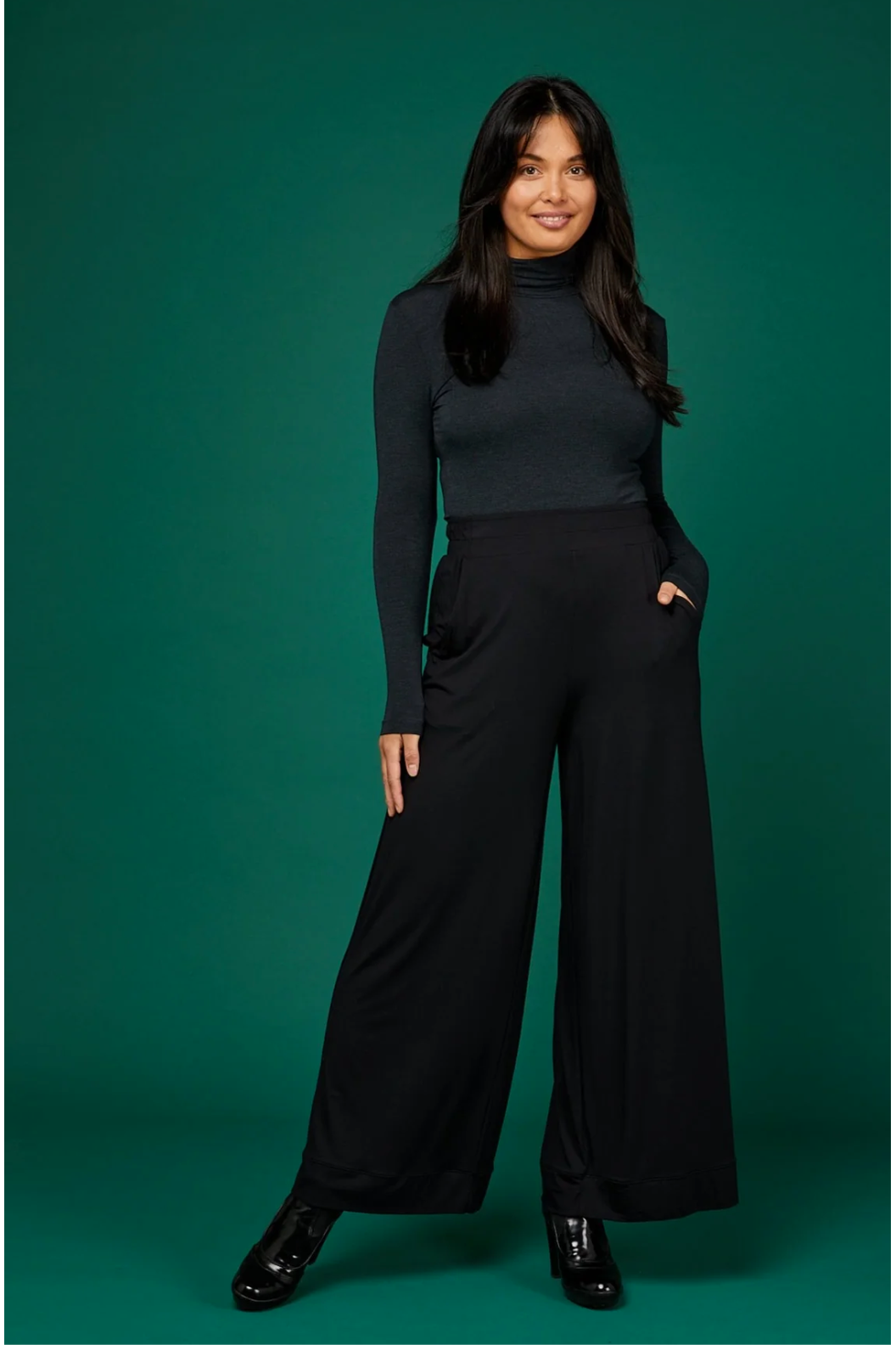 Tani Bella Palazzo Pant in Black