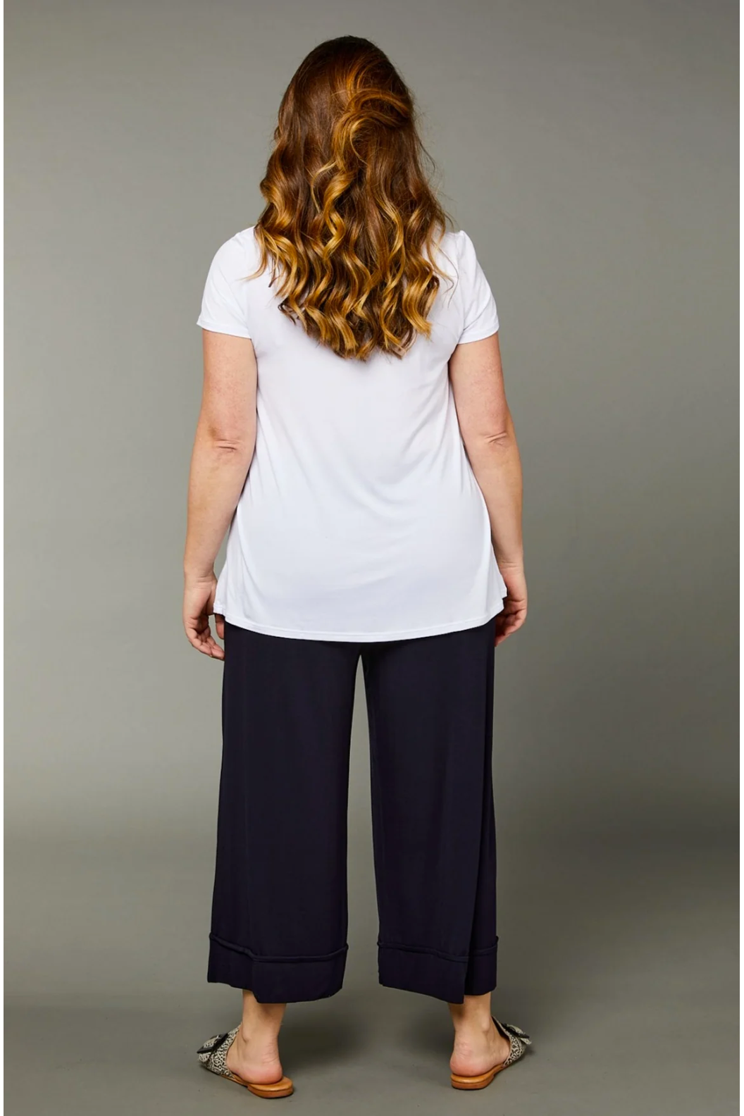 Tani Swing Short Sleeve Tee Top Plain Colours