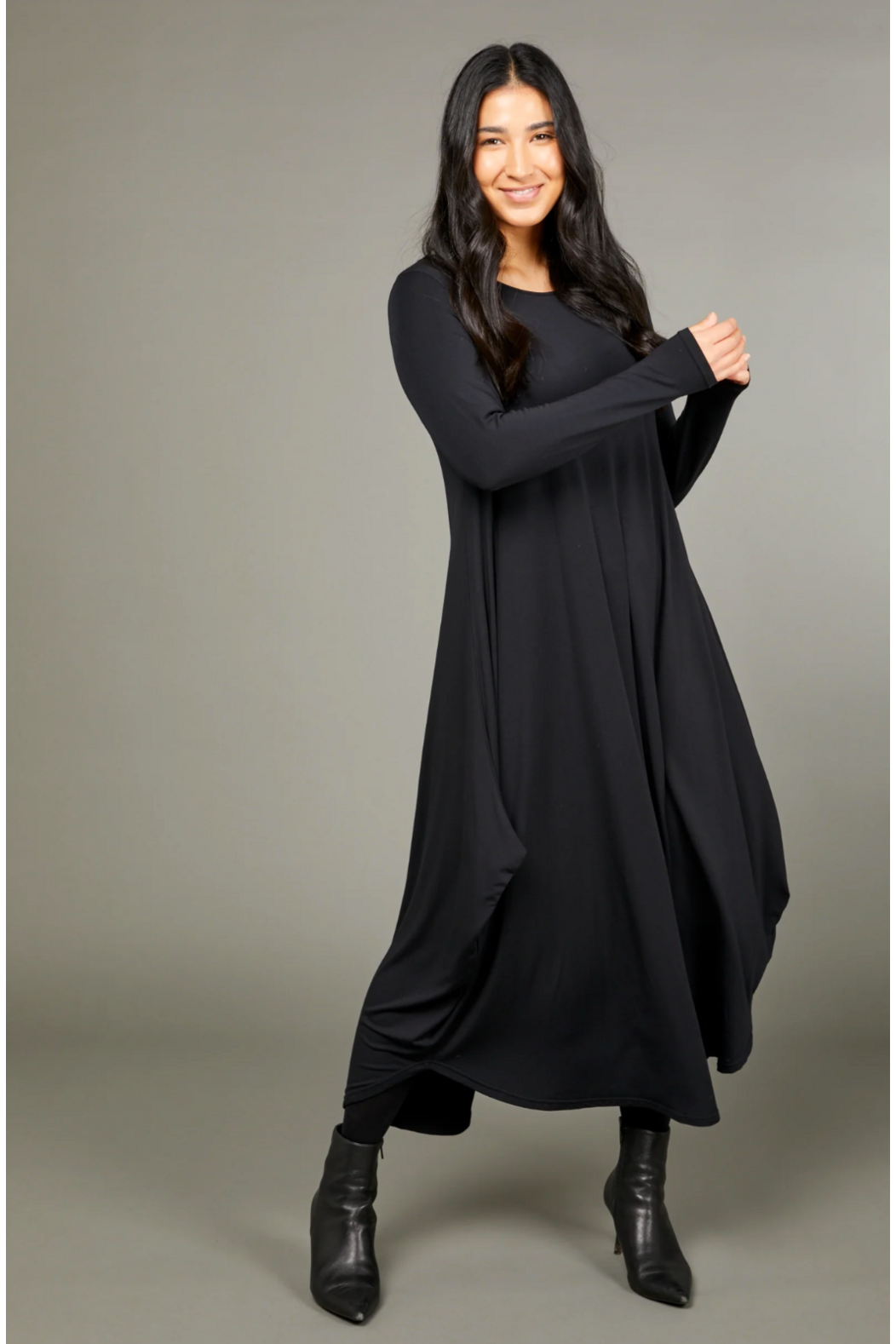 Tani Long Sleeve Tri Dress in Black