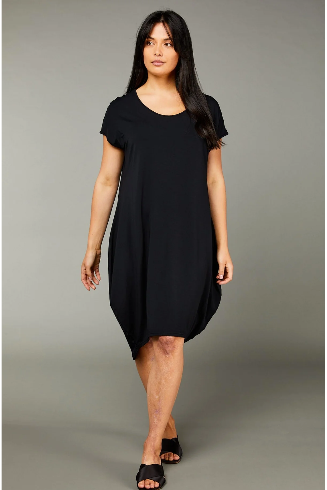 Tani Swing Tulip Dress in Plain colours.