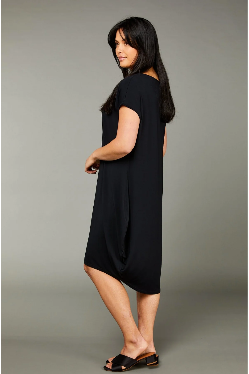 Tani Swing Tulip Dress in Plain colours.