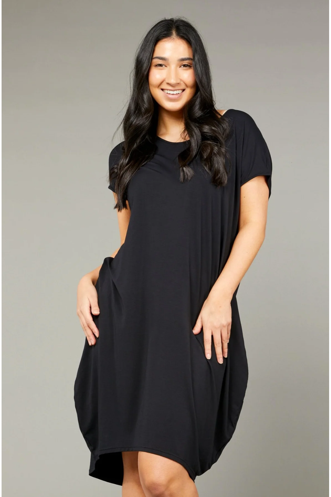 Tani Swing Tulip Dress in Plain colours.