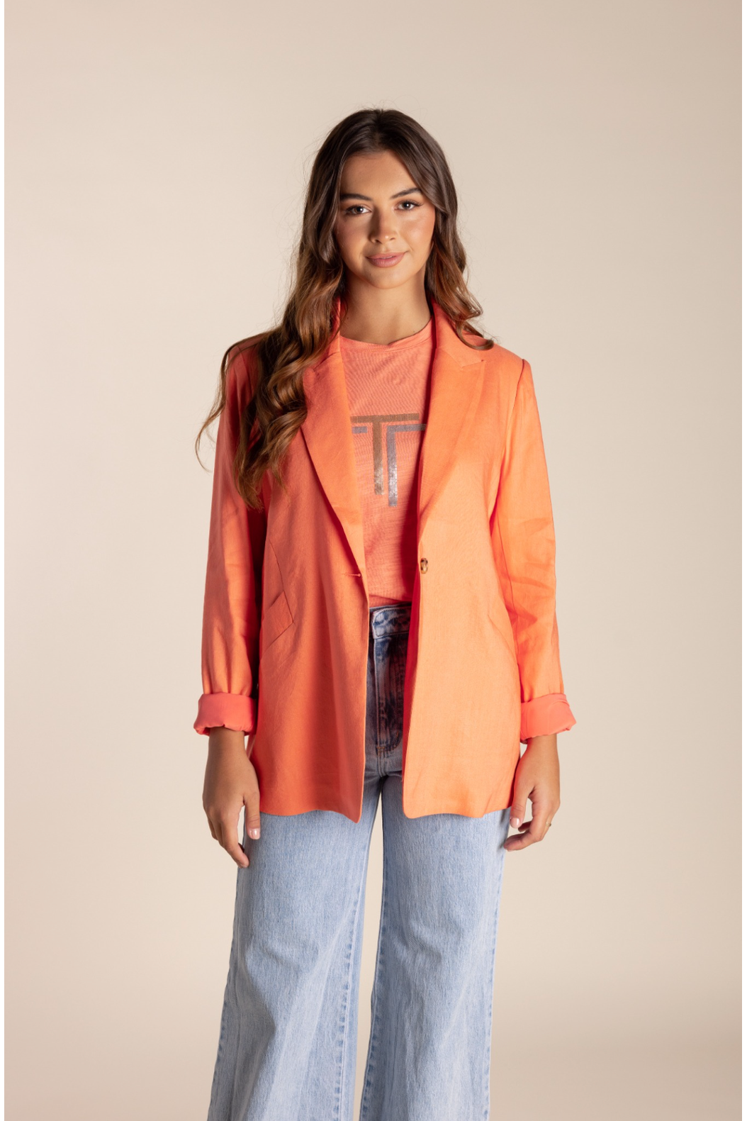 Two T's Single Breasted Linen Blazer in Mango