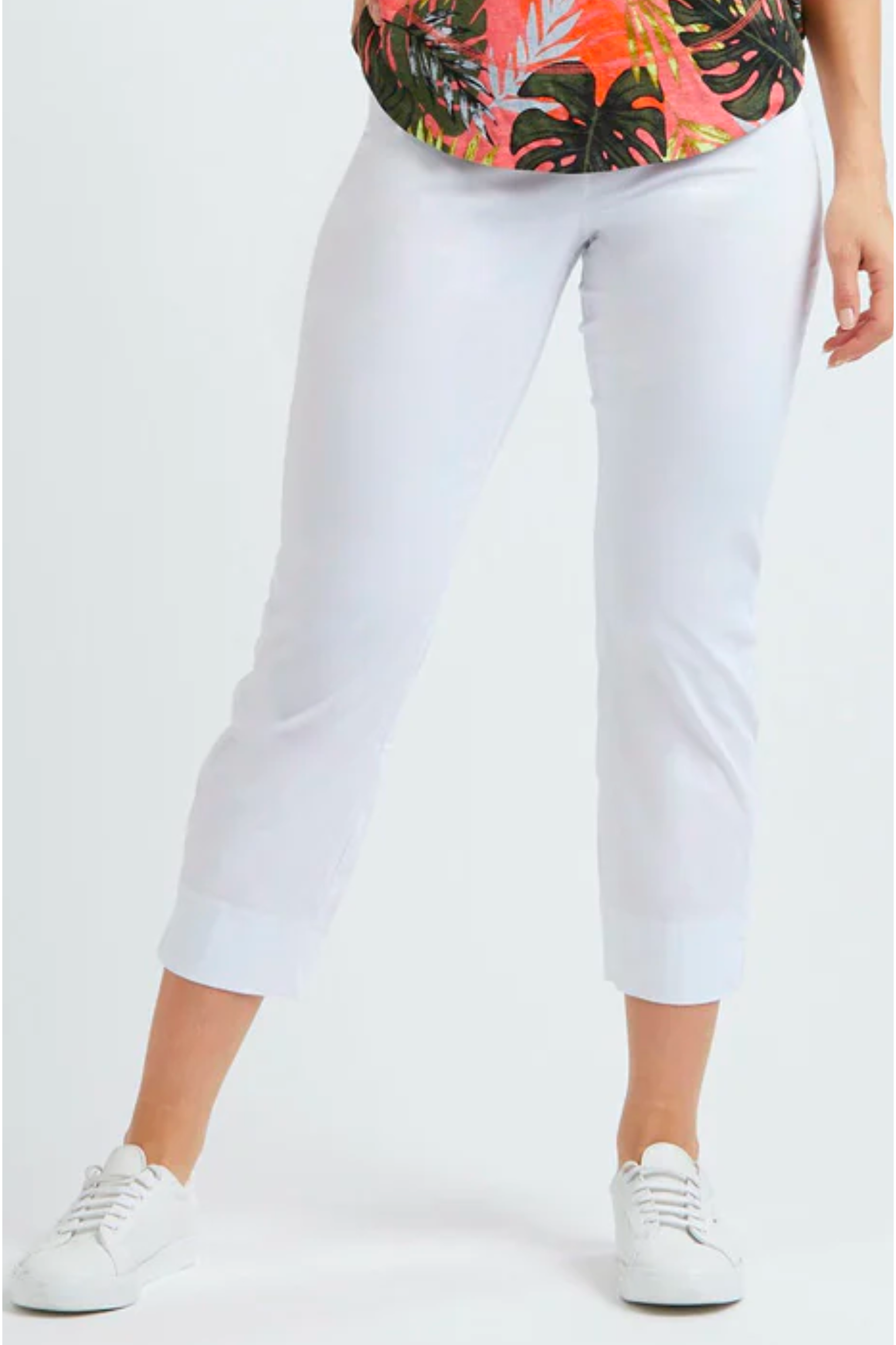 Foil Fuss Free Taper Trapeze Pant in Plain White