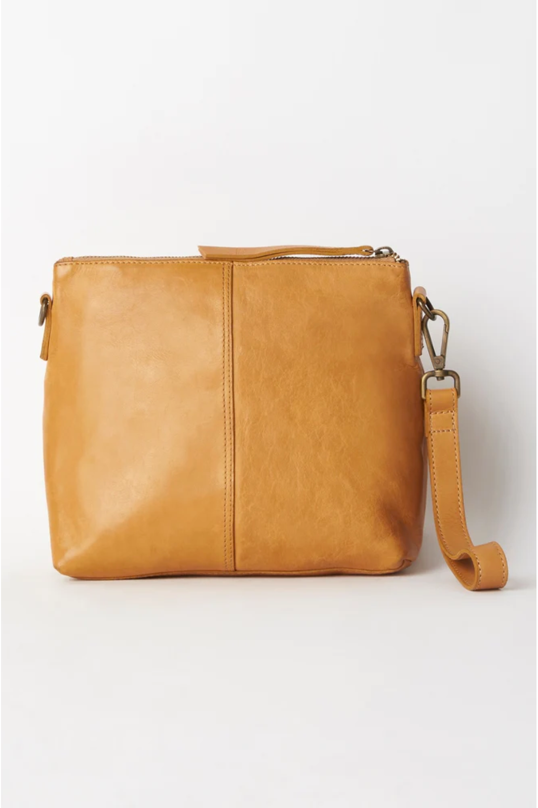 JUJU & Co Large Essential Leather Pouch in Tan