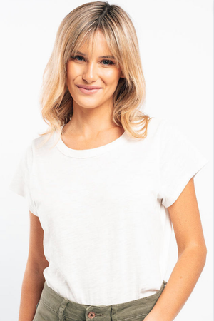 Kireina Clothing Round Neck T-Shirt in White