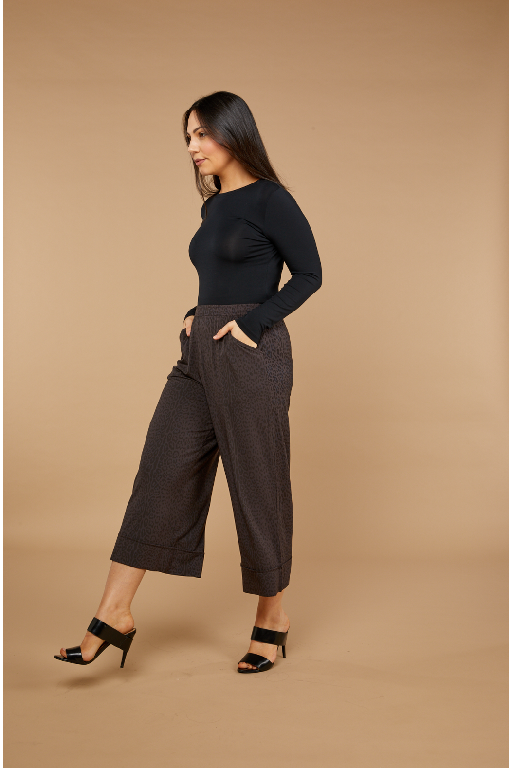 Tani Culotte Resort Pant In Wild Licorice Print