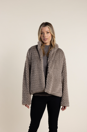 Two-T's Clothing Texture Fur Jacket in Clove