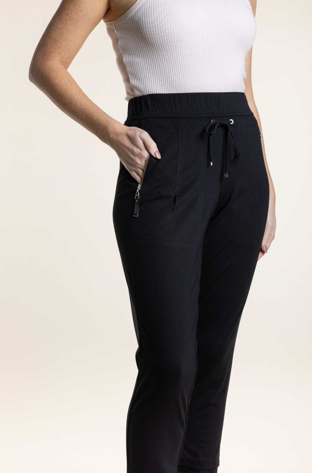 Two-T's Clothing Zip Panel Pant in Black
