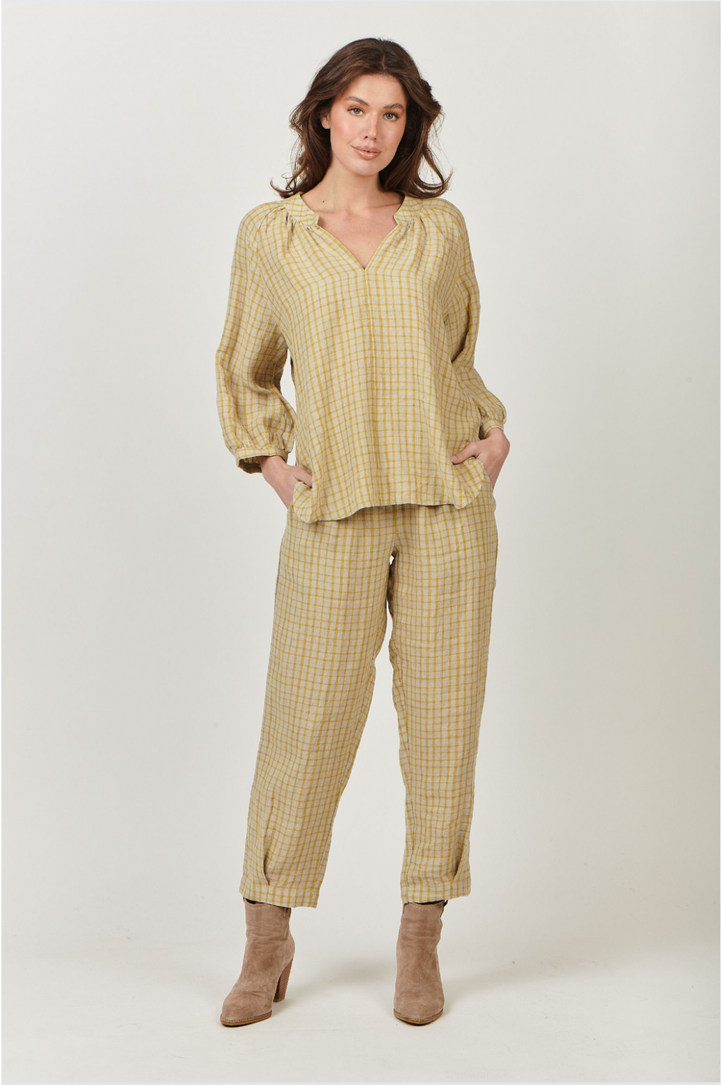 Naturals by O & J Linen Pant in Kiwi Matrix