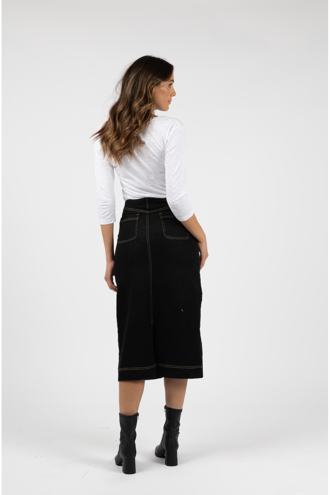 Humidity Nevada Skirt in Black