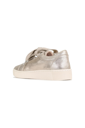 EOS Footwear Jovi Sneaker in Champagne