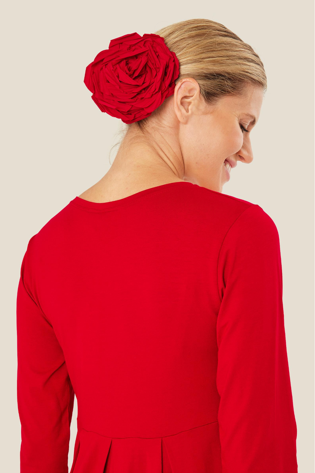 Masai Renna Brooch in Scarlet Sage