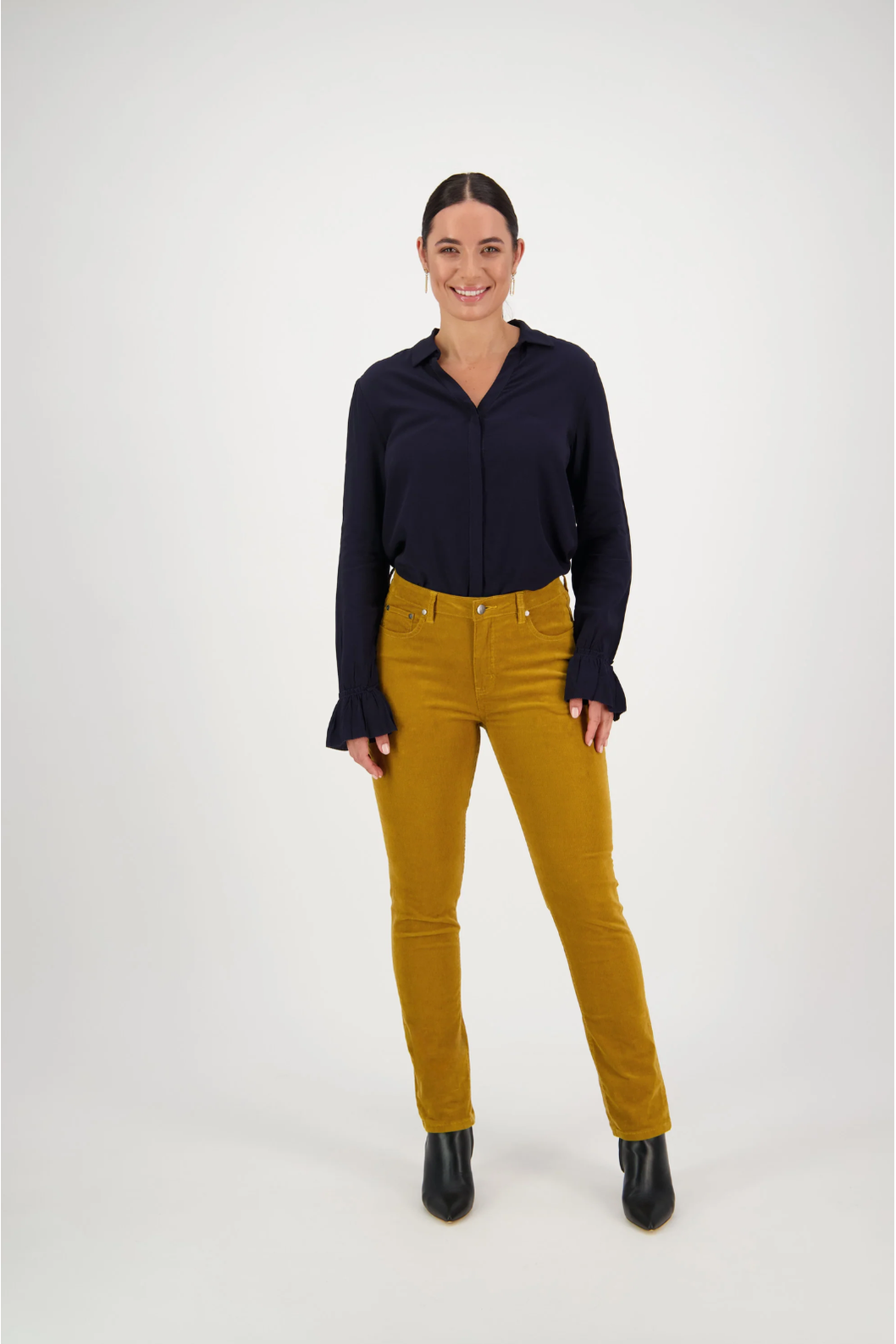 Vassalli Narrow Leg Full Length Cord Pant in Mustard