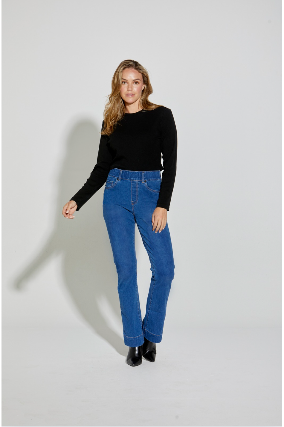 New London Jeans Olympia Flare Jean in Denim Wash