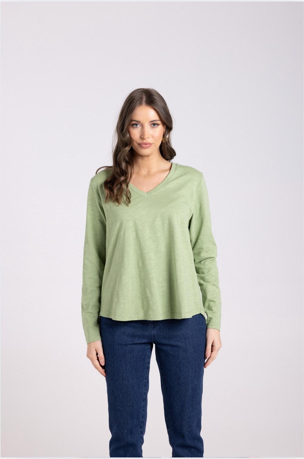 Two-T's Long Sleeve V Neck Tee in Kiwi