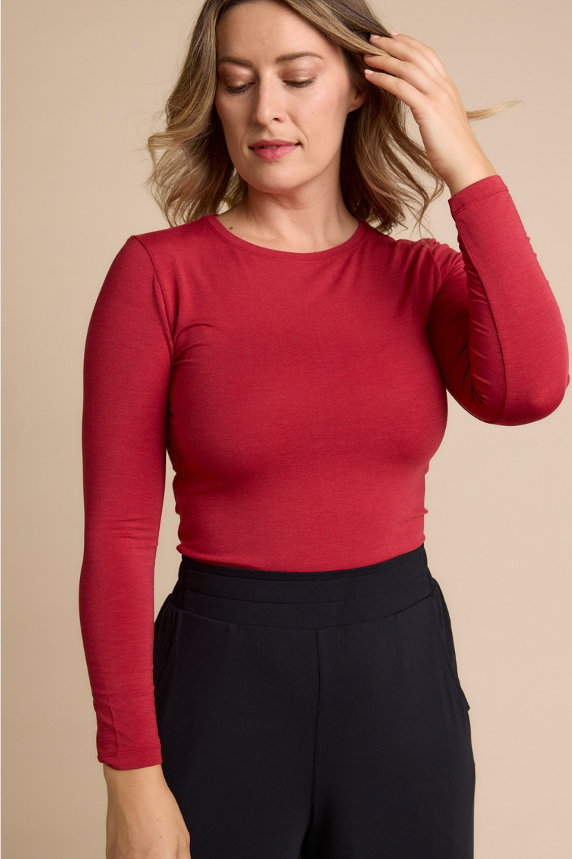 Tani Round neck Long sleeve fitted Tee Top in Red Berry