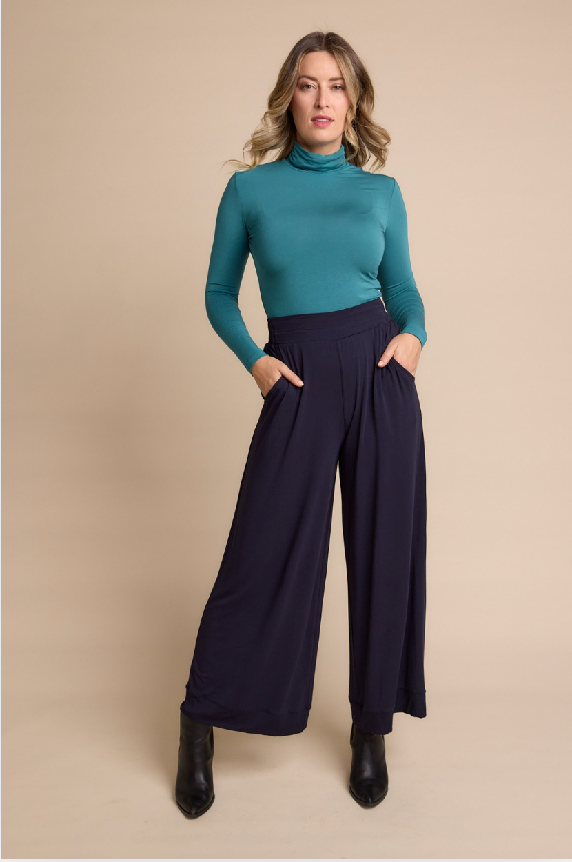 Tani Long Sleeve Turtle Neck Top in Peacock