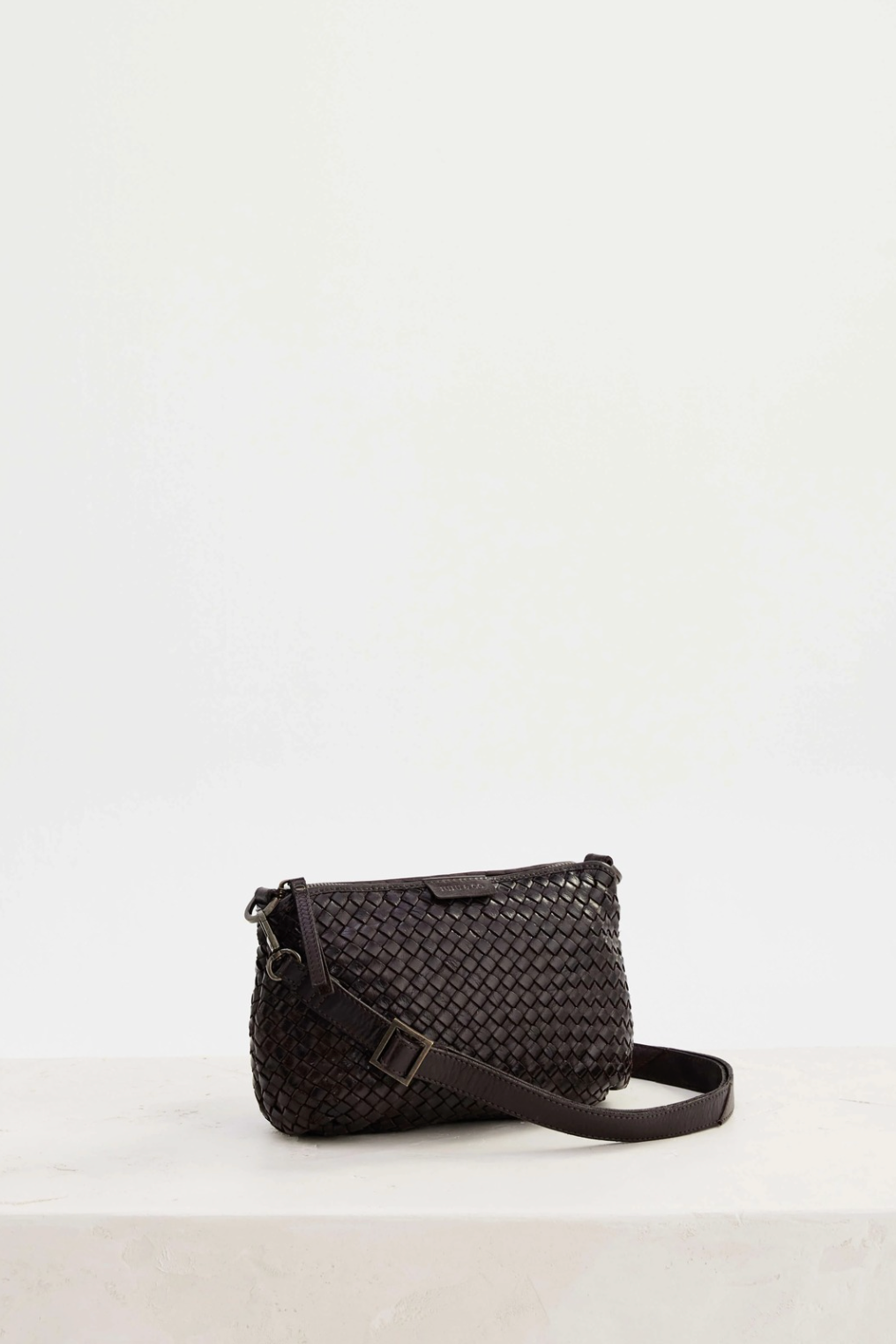 JUJU & Co Basque Cross Body in Chocolate