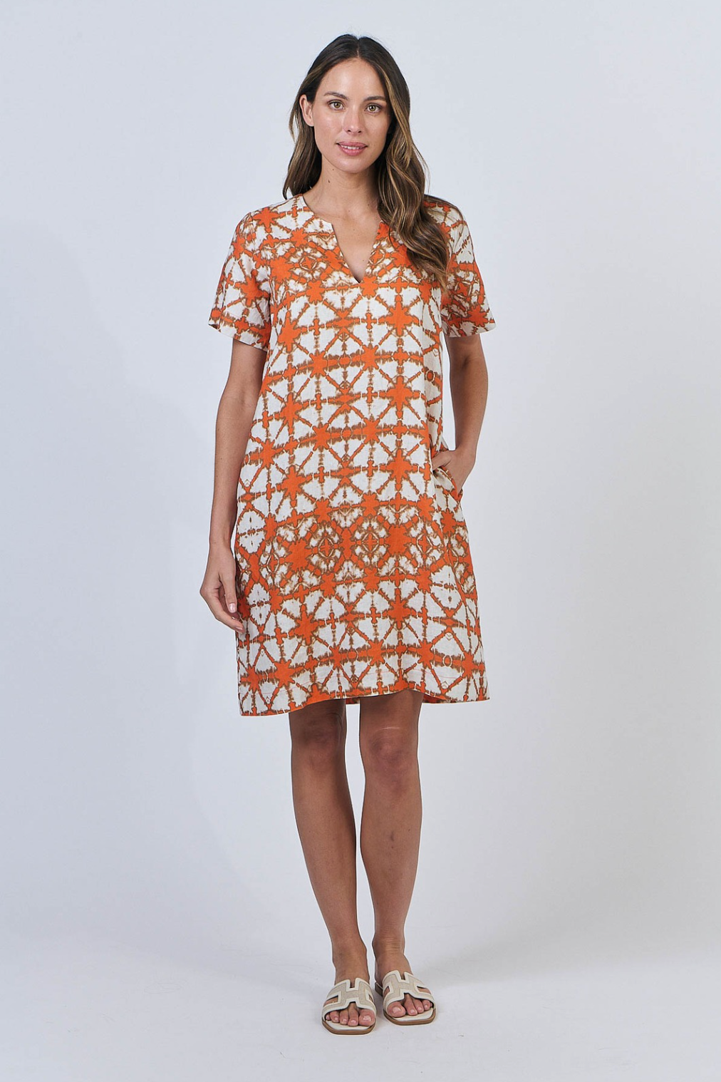 Naturals by O & J Linen Short Sleeve Dress in Urchin Print